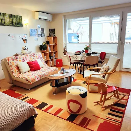 Apartma Velesa *