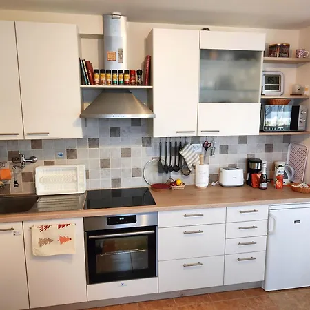 Apartma Velesa *