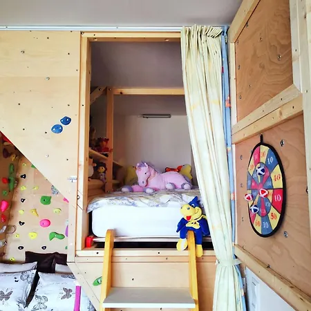 Apartma Velesa * Race