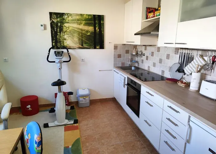 Apartma Velesa דירה