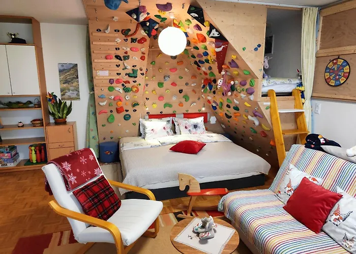 Apartma Velesa * Race